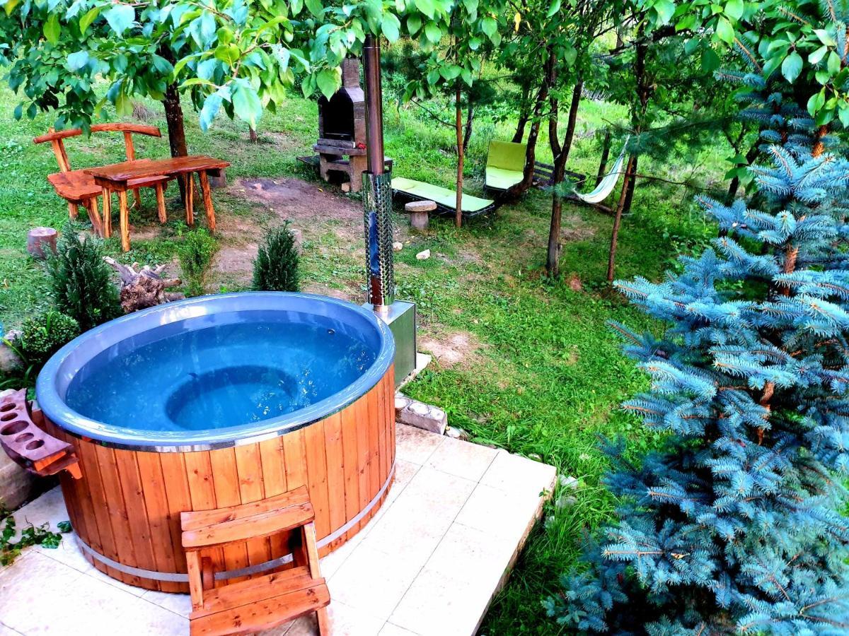 Mystically Wood House In The Forest Carjari Exterior foto