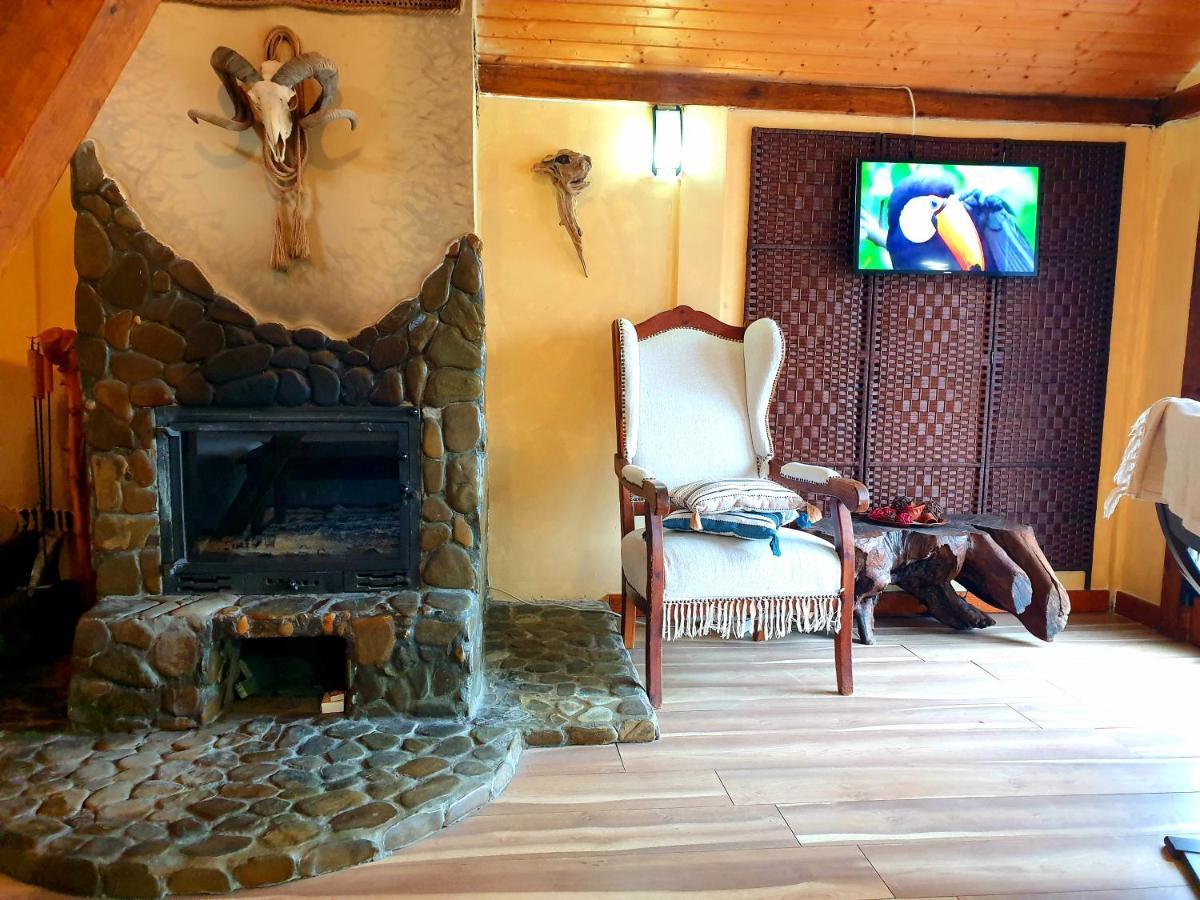 Mystically Wood House In The Forest Carjari Exterior foto